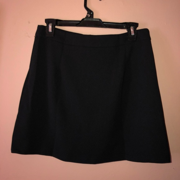 ‼️SHEIN SKIRT‼️ - Picture 5 of 7